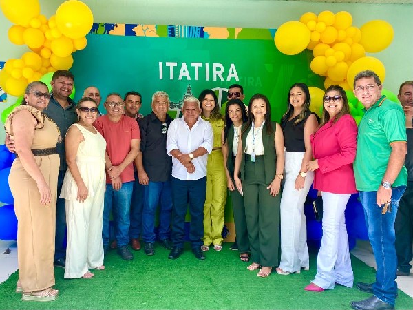 Prefeitura de Itatira realiza cerimônia no Paço Municipal em comemoração aos 72 anos da Cidade.